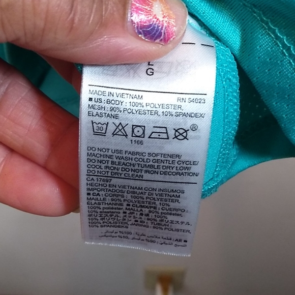 Old Navy in Women's active top Sz Large - Picture 3 of 5